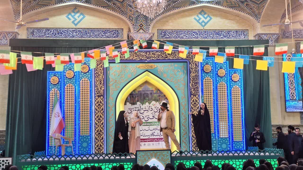 اردوی دانش آموزی «ضیافتی در حرم»