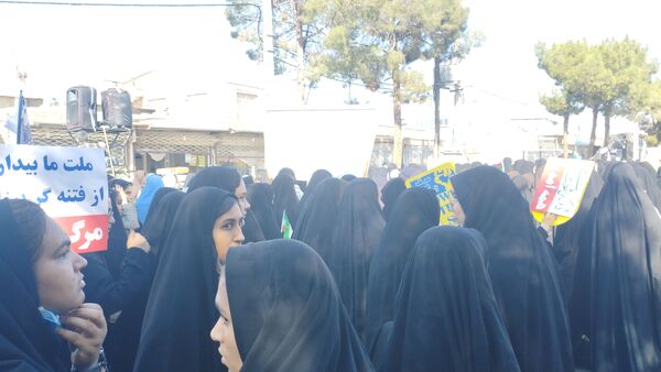 برگزاری راهپیمایی ۱۳ آبان در شهرستان خلیل‌آباد