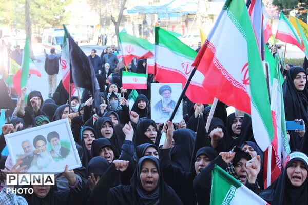 خروشِ عاشقان همدانی در چهلمین سالگرد شهادت رهبر