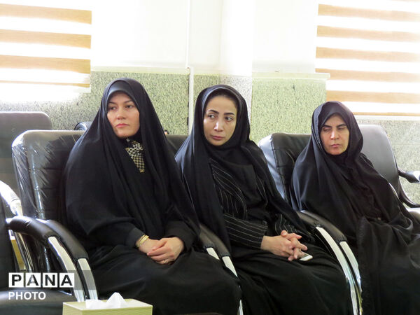 دیدار فعالین امورتربیتی با نماینده ولی فقیه در بجنورد