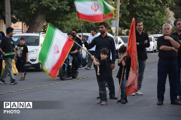 مراسم غروب عاشورا در محله ساسانی کرج