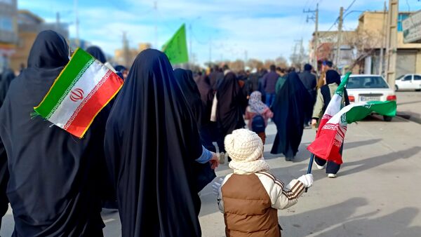 هم صدایی مردم رزن برای سرکوب اغتشاشات 