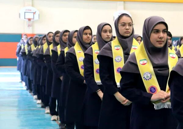 آیین استانی نواختن زنگ انقلاب استان خراسان رضوی در ناحیه ۵ مشهد