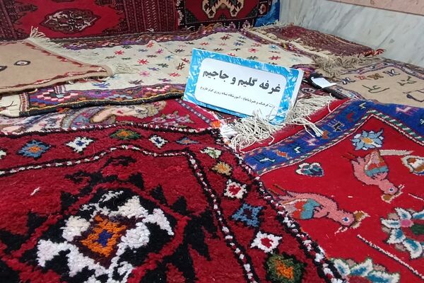 برگزاری جشنواره ماها در مدرسه کوثر فاروج