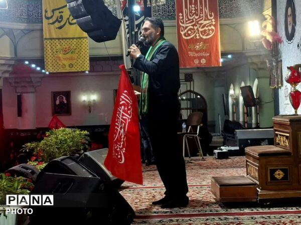 بیعت نوجوانان آرمانی با آرمان عزیز در حرم حضرت عبدالعظیم حسنی (ع)