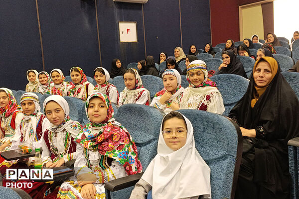 تقدیر آموزش و پرورش استثنایی خراسان شمالی از فرهنگیان حوزه استثنایی 