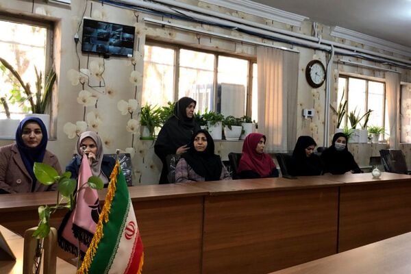  تجلیل از آموزگاران فعال طرح “حامی” در مدرسه هدی  شهرقدس