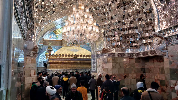 آیین جشن تکلیف دانش‌آموزان دبیرستان شهید غفاری قم