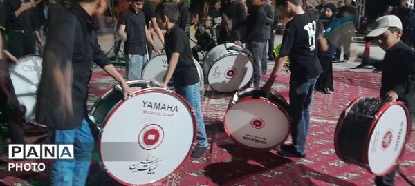 عزاداری و زنجیر زنی  شب هفتم ماه محرم در حسینیه شهدای شهر بار  
