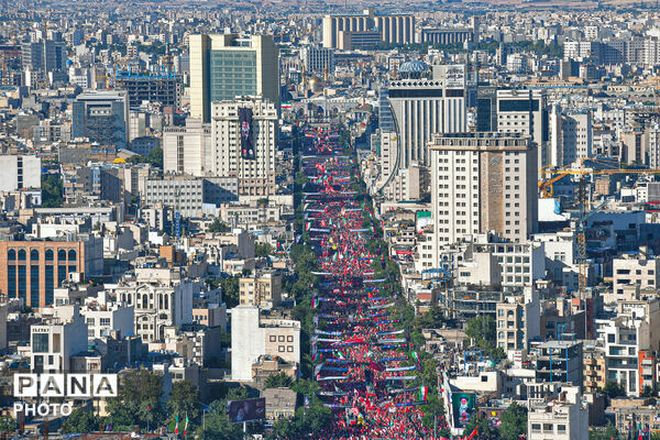 تشییع پیکر رهبر شهید انقلاب در مشهد مقدس-۱
