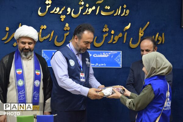 نشست خبری خبرنگاران پانا با مدیرکل آموزش و پرورش استان البرز 