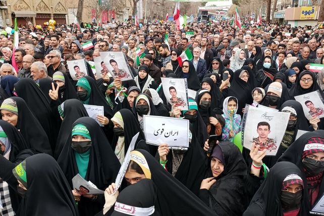 راهپیمایی 22 بهمن با حضور گسترده ای از مردم در شهرستان نیشابور