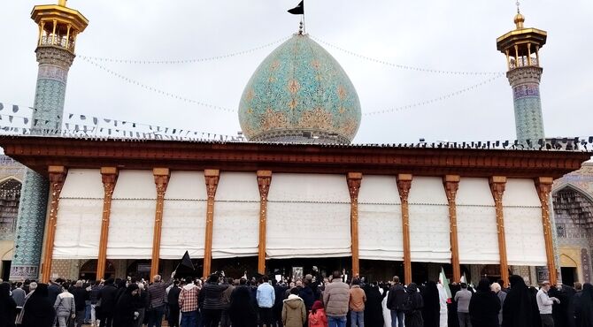 عزاداری مردم شیراز در سومین حرم اهل بیت(ع)