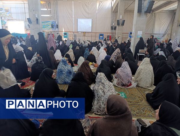 نماز جمعه در آغاز هفته وحدت 