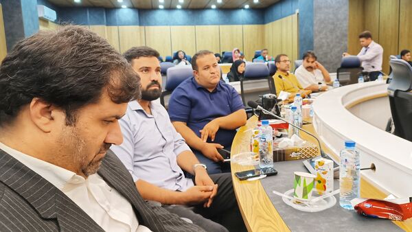 نشست خبری نماینده بویراحمد دنا و مارگون با خبرنگاران 