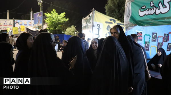  شور و نشاط دانش‌آموزی در موج اجتماع مردمی پاکدشت