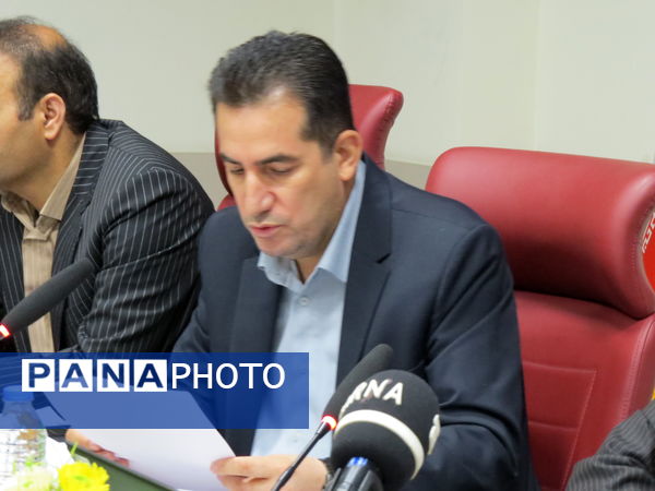 برگزاری دومین جلسه شورای آموزش و پرورش استان در محل استانداری 