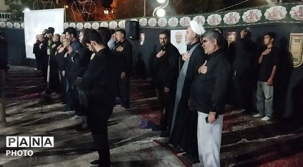 شور حسینی در شب تاسوعا؛ الشتر یکپارچه سیاه‌پوش شد
