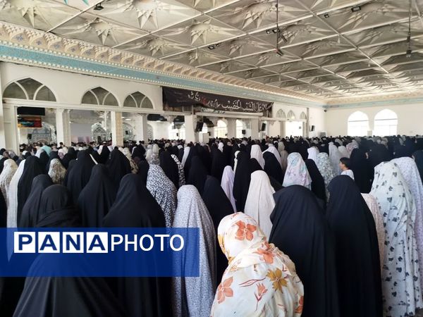 نماز جمعه کاشمر با حضور پرشور مردم برگزار شد