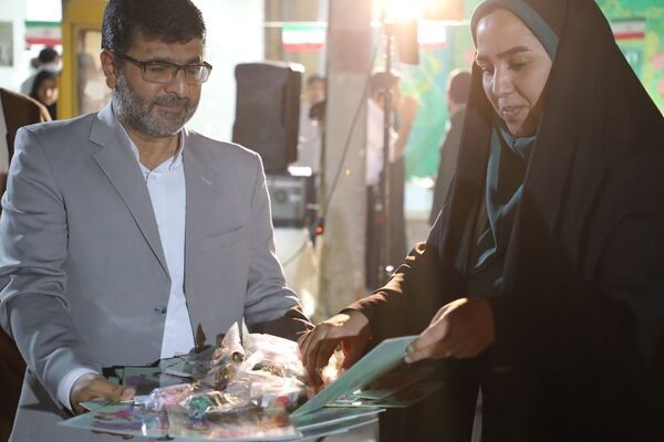 برگزاری جشن هفته ولایت در آموزش و پرورش تبادکان