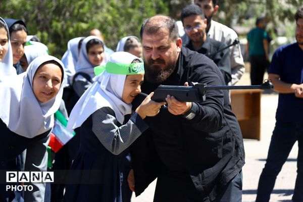 احداث باغ میوه به یاد شهید دانش‌آموز «ماکان نصیری»