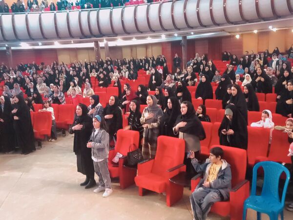همایش من و مامانم در سالن صبا صدا سیما خراسان رضوی