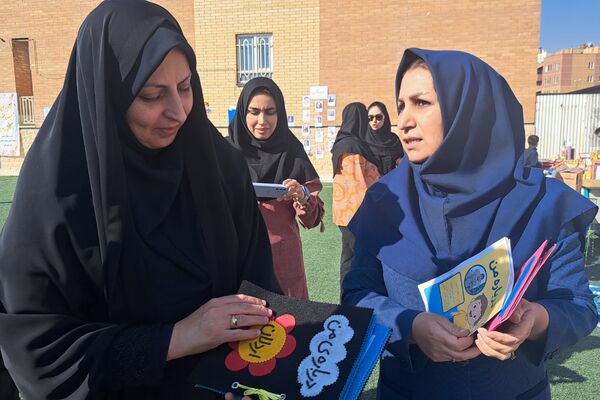  برپایی نمایشگاه  آثار دانش‌آموزان در مدرسه غیاث‌الدین جمشید کاشانی ملارد 
