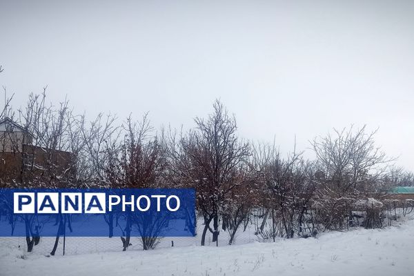 قلعه یزدان در قاب برفی زمستان