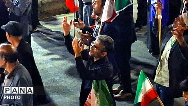 استغاثه به امام زمان همزمان با اجتماعات مردمی