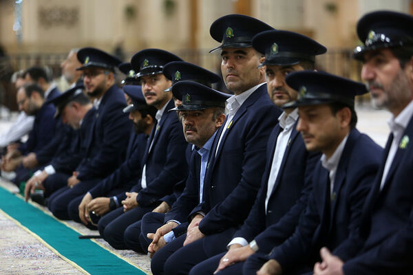 آیین سیاهپوشی حرم حضرت معصومه(س) در آستانه ماه عزاداری سیدالشهدا(ع)