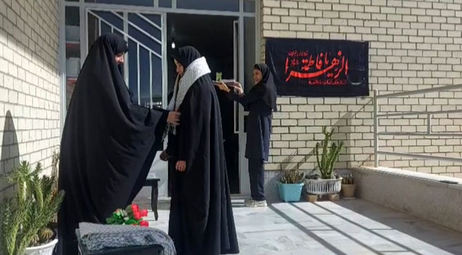 مراسم بدرقه دانش‌آموزان شهرستان خاتم به سرزمین نور 