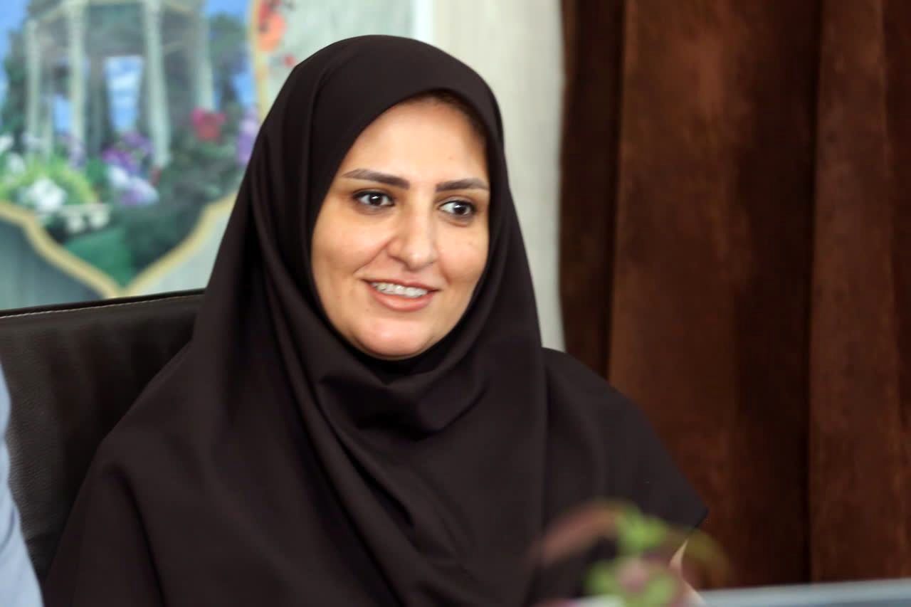 از نیمکت مدرسه تا تیتر اول خبرگزاری