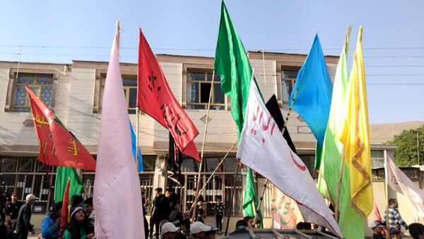 علم‌ گردانی آیین‌ هر ساله‌ شهر وردنجان