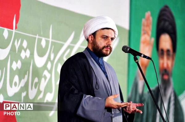 پژواک همبستگی در حریم دانش