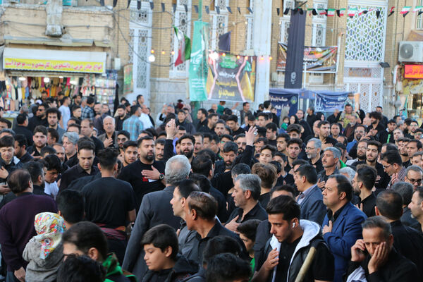دسته عزاداری دانش‌آموزان دبیرستان هدایتی قم در سالروز شهادت امام علی(ع)