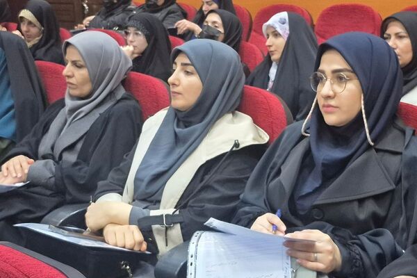 کارگاه سلامت روان مدارس ابتدایی در بهارستان ۲