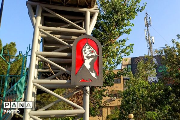 وداع آحاد مردم ایران با رهبر شهید در مصلی تهران
