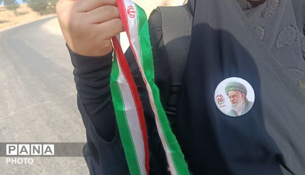 جاماندگان اربعین در میانکوه هم‌قدم شدند