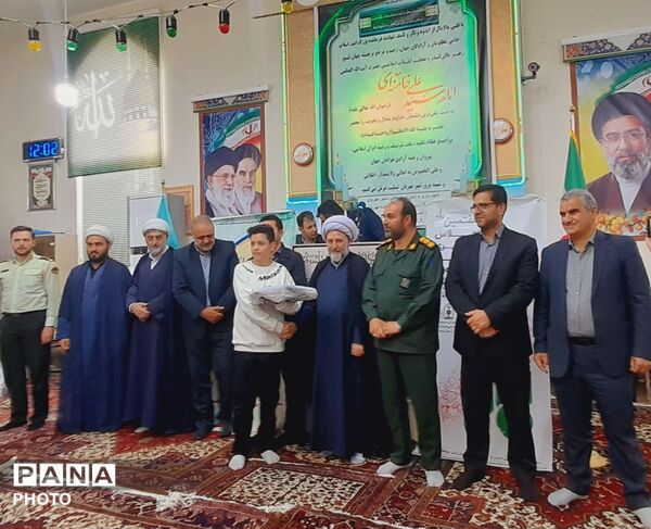 هفتمین اجلاس سراسری نماز دانش‌آموزی در شهر مهربان 