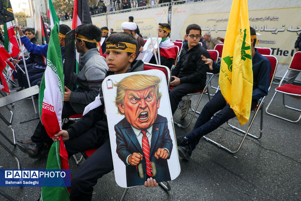 راهپیمایی گرامیداشت روز ۱۳ آبان - تهران