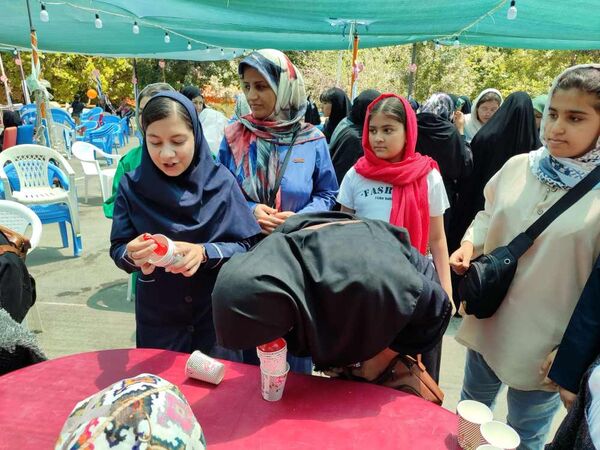 اردوی مادر دختری دانش‌آموزان ناحیه یک مشهد به‌مناسبت روز خانواده