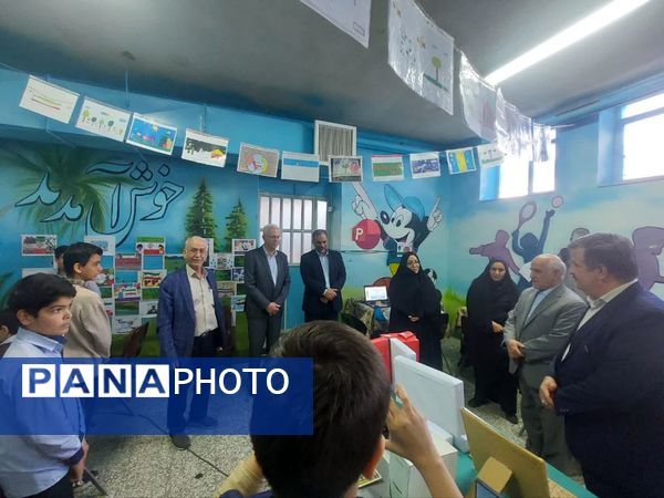 نمایشگاه دهه فجر در دبستان خاتم‌الانبیاء (ص)