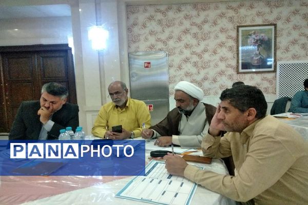 دوره و کارگاه تعاملی مربی، راهبر نسل جدید در مشهد