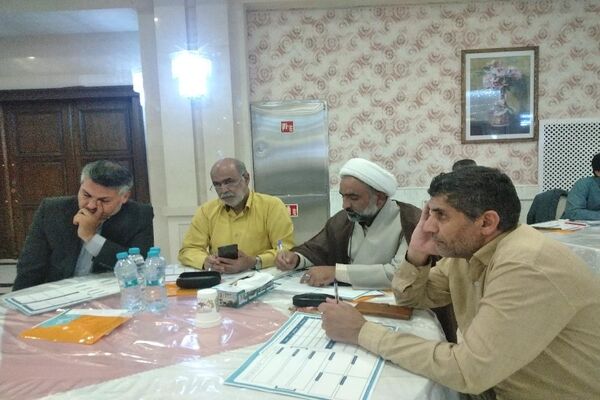 دوره و کارگاه تعاملی مربی، راهبر نسل جدید در مشهد