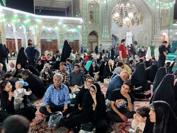 حال و هوای حرم حضرت معصومه(س) در روزهای پایانی نوروز