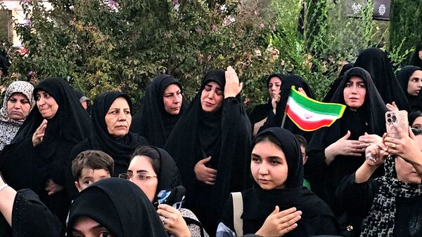 نخستین گردهمایی بزرگ «امام‌حسنی‌ها»