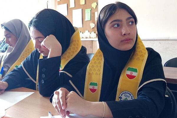 کارگاه آموزشی پیش اردوی منطقه‌ای پیشتازان در بهارستان‌۲