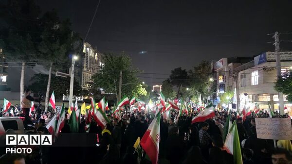 حضور باشکوه مردم کرج در تجمعات شبانه 