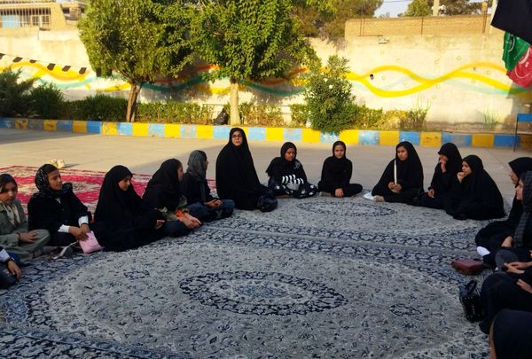 هیئت دانش آموزی دختران حاج قاسم در خلیل آباد