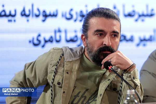 نشست نقد و بررسی فیلم «رقص باد» در چهل و چهارمین جشنواره ملی فیلم فجر